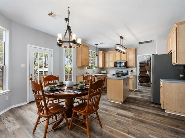 1107 Sugarberry DR, Cedar Park TX 78613