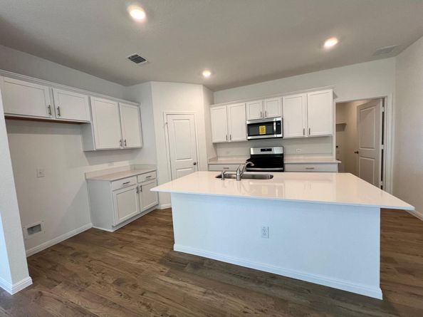 2005 Lazy Acres ST, Leander TX 78641