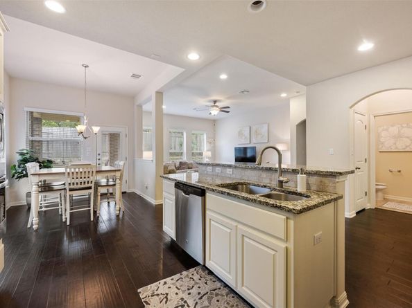 2844 Coral Valley DR, Leander TX 78641