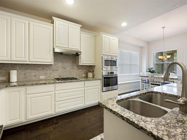 2844 Coral Valley DR, Leander TX 78641