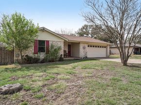 1121 Bootys Crossing RD, Georgetown TX 78628