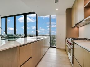 610 Davis ST 1912, Austin TX 78701