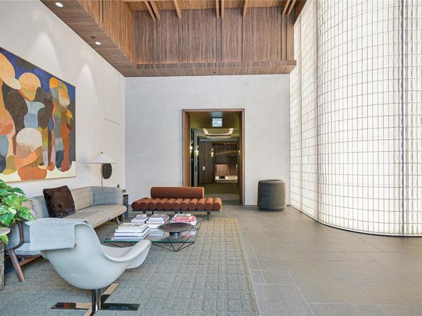 610 Davis ST 1912, Austin TX 78701