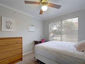 501 W 26th ST 121, Austin TX 78705