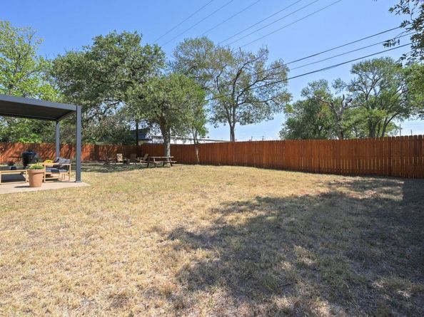 5605 Exeter DR, Austin TX 78723