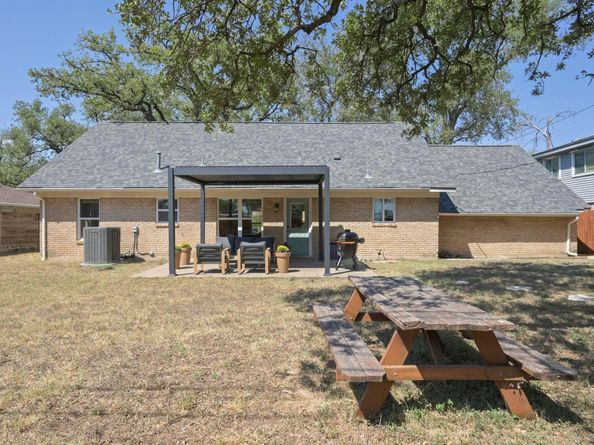 5605 Exeter DR, Austin TX 78723