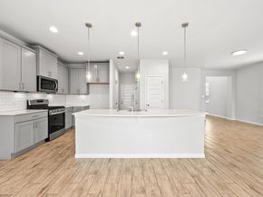 11902 Farrier LN 29, Austin TX 78748