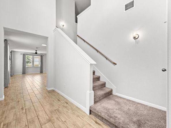 11902 Farrier LN 29, Austin TX 78748