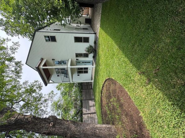2811 Garwood ST A, Austin TX 78702