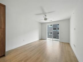 1701 Simond Ave 302, Austin TX 78723