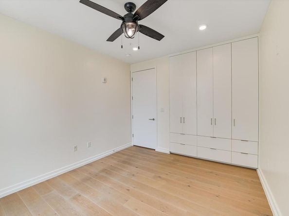 1010 W 10th ST 203, Austin TX 78703
