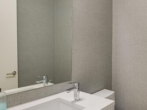 1010 W 10th ST 203, Austin TX 78703