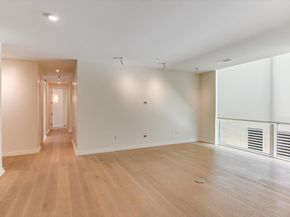 1010 W 10th ST 203, Austin TX 78703