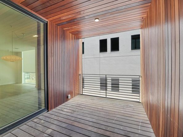 1010 W 10th ST 203, Austin TX 78703