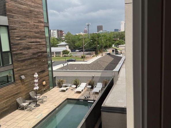 1010 W 10th ST 203, Austin TX 78703