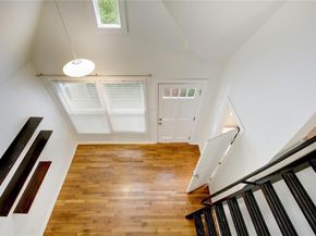 1110 W 22nd ST 13, Austin TX 78705