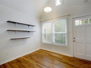 1110 W 22nd ST 13, Austin TX 78705