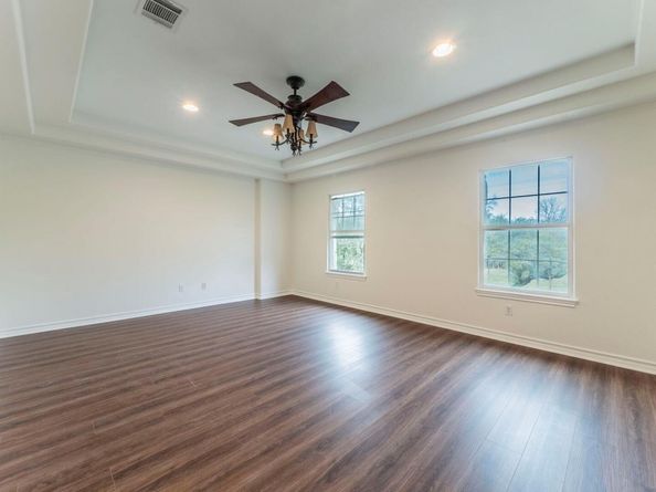 1102 W Park ST, Cedar Park TX 78613