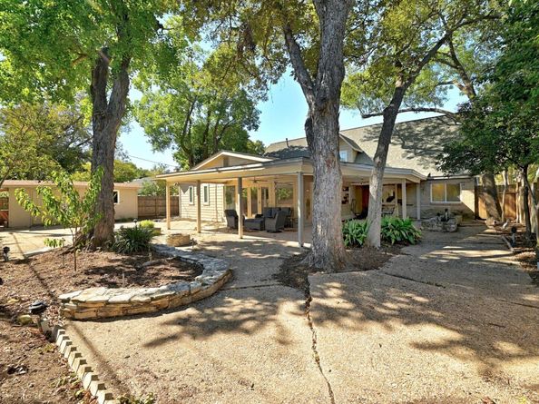 6701 Lexington RD, Austin TX 78757