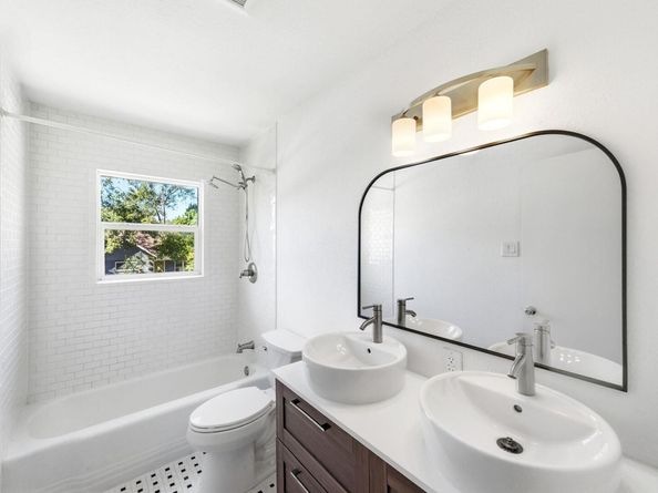 6701 Lexington RD, Austin TX 78757