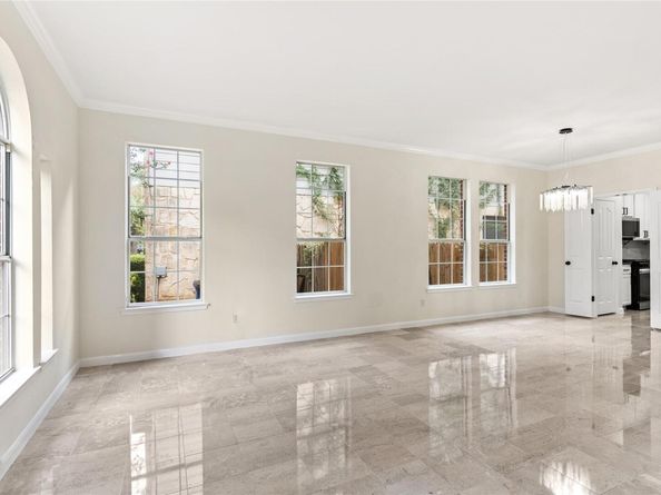 13102 Hunters Chase DR, Austin TX 78729
