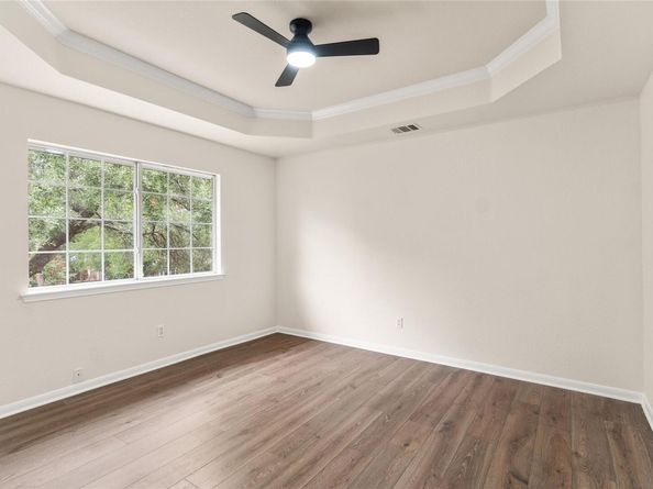 13102 Hunters Chase DR, Austin TX 78729