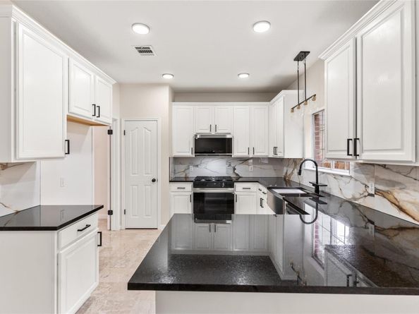 13102 Hunters Chase DR, Austin TX 78729