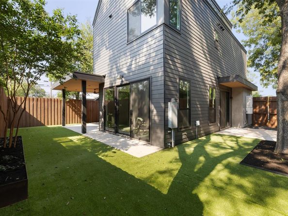 5303 Avenue G 1, Austin TX 78751