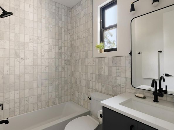 5303 Avenue G 1, Austin TX 78751