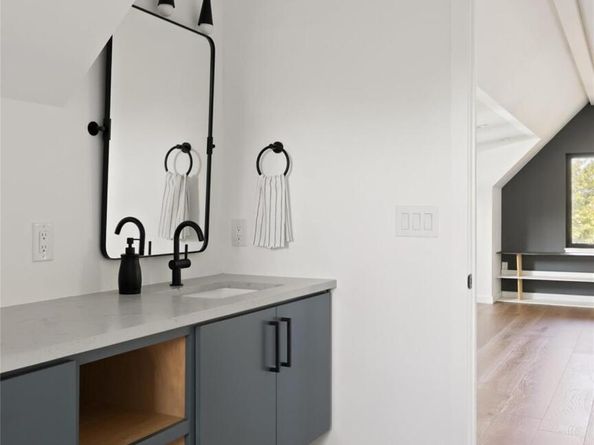 5303 Avenue G 1, Austin TX 78751