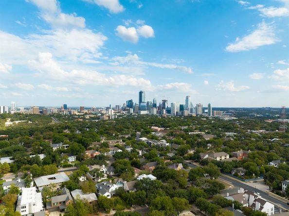 1510 Pease RD, Austin TX 78703