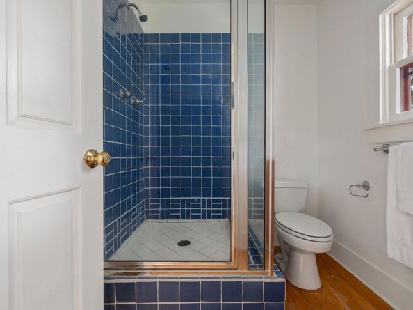 5242 McCormick Mountain DR E, Austin TX 78734