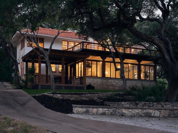 5242 McCormick Mountain DR E, Austin TX 78734