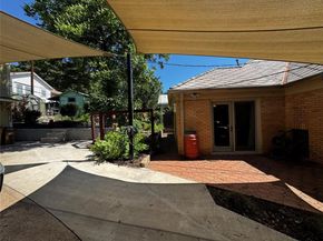 2002 East Side DR, Austin TX 78704