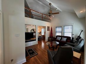 2002 East Side DR, Austin TX 78704