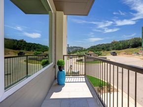 4300 Mansfield Dam RD 1221, Austin TX 78734