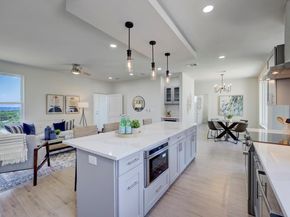 4300 Mansfield Dam RD 1221, Austin TX 78734