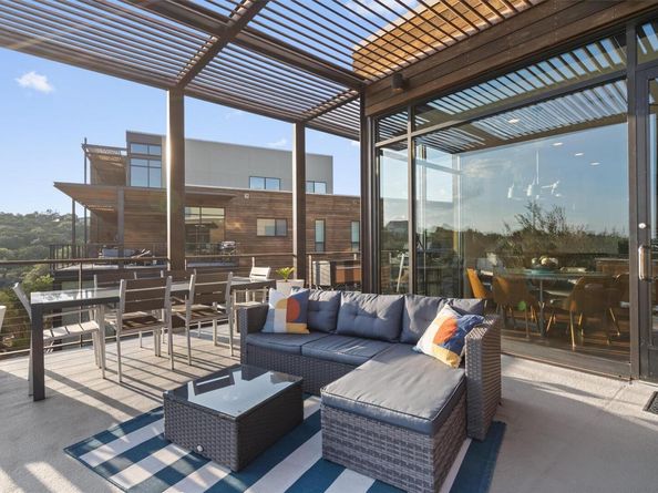 1101 Ivean Pearson RD E208, Lago Vista TX 78645