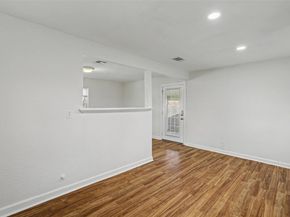 405 S Pine ST, Georgetown TX 78626