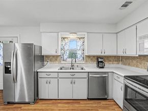 405 S Pine ST, Georgetown TX 78626