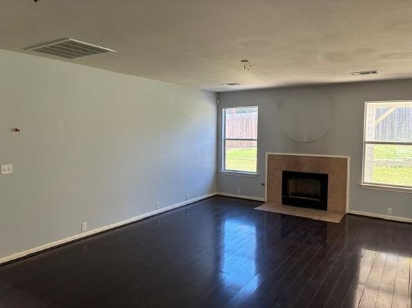 825 Barefoot CV, Round Rock TX 78665