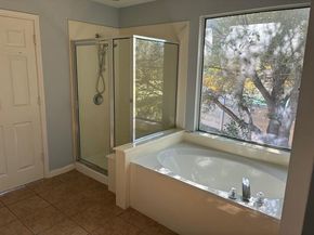 825 Barefoot CV, Round Rock TX 78665