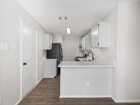 8615 Croydon LOOP, Austin TX 78748