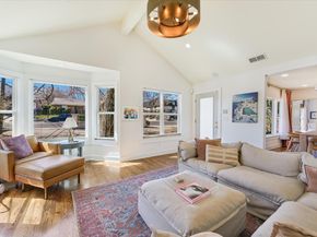 1204 E Live Oak ST, Austin TX 78704