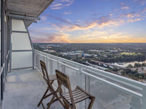222 West Ave 2804, Austin TX 78701