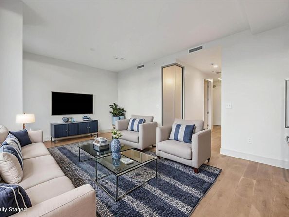 222 West Ave 2804, Austin TX 78701