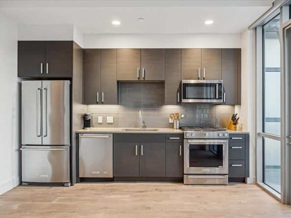 222 West Ave 2804, Austin TX 78701