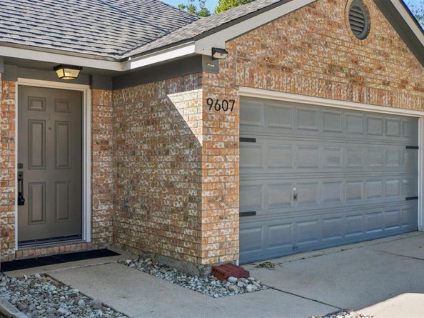 9607 Copper Creek DR, Austin TX 78729