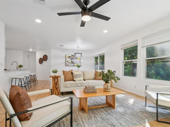 9607 Copper Creek DR, Austin TX 78729