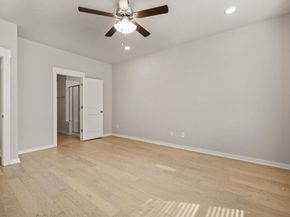 2233 Calvert DR, Leander TX 78641